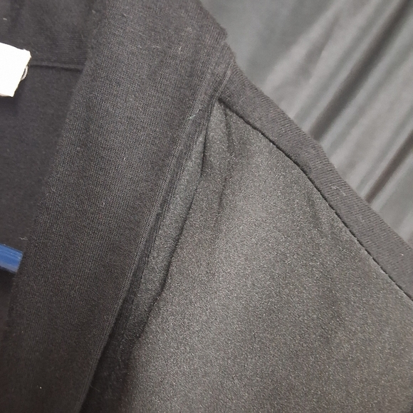 Elegant Black Women's Jacket - Picture 4 of 12